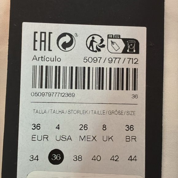 NWT. Massimo Dutti Cream Linen Blend Flowing Trousers with Buckle Detail Size 4. - Picture 9 of 12